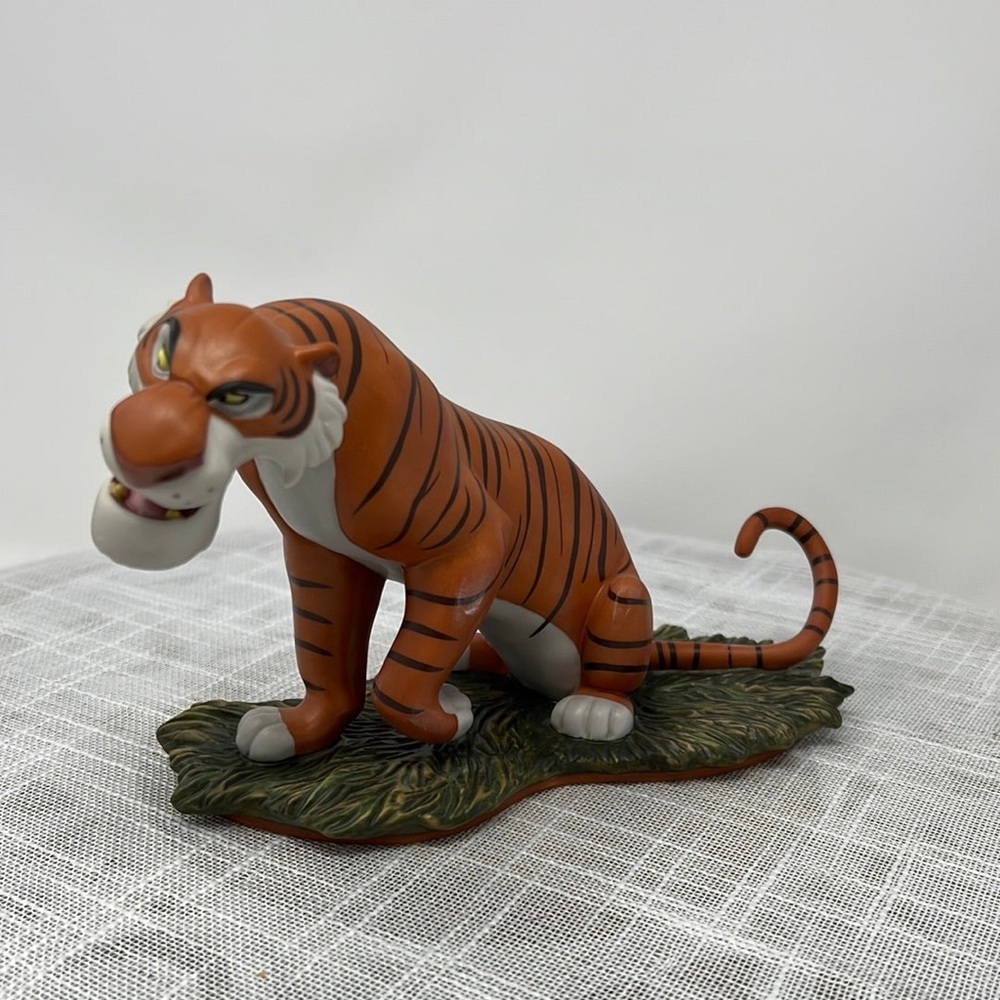 Everyone Runs from Shere Khan